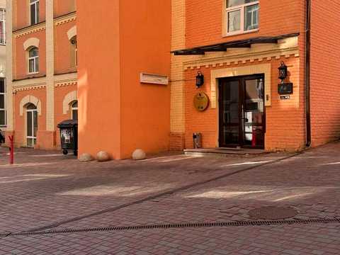 комерційна за адресою Глибочицька вул., 17А