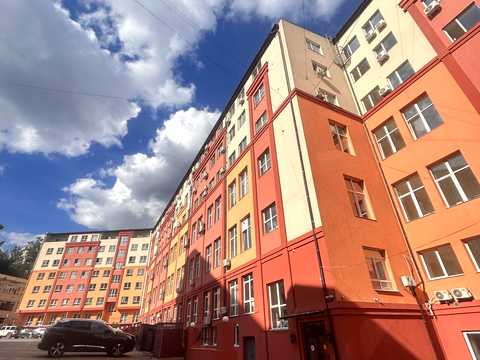 комерційна за адресою Глибочицька вул., 17А