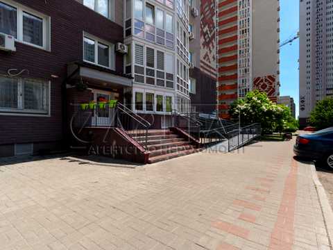 квартира по адресу Софии Русовой ул., 5-Б