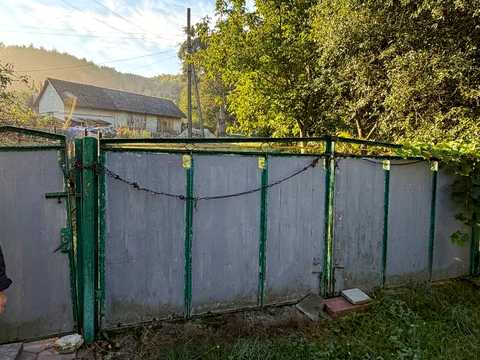 ділянка за адресою Тростянець, 1
