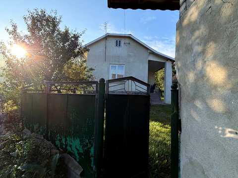 ділянка за адресою Тростянець, 1