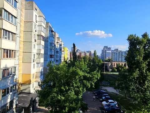 квартира за адресою Йорданська вул. (Лайоша Гавро), 9-А