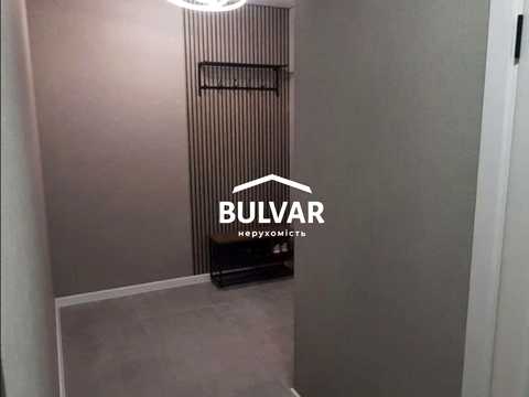1877560670002898