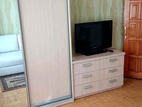 квартира по адресу Ревуцкого ул., 13