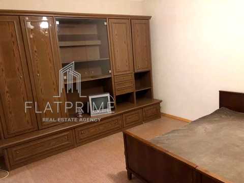 квартира за адресою Ревуцького вул., 18