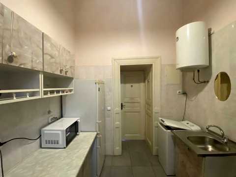 квартира за адресою Адама Міцкевича пл., 5
