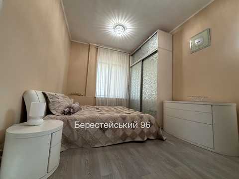 квартира за адресою Берестейський просп. (Перемоги), 96