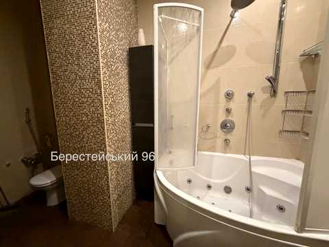 квартира за адресою Берестейський просп. (Перемоги), 96