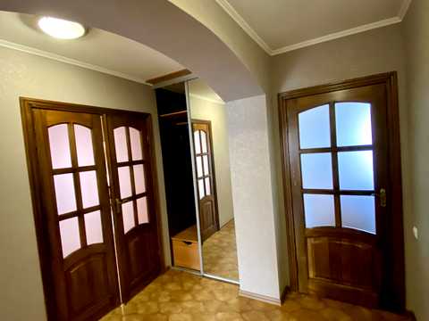 квартира за адресою Костянтинівська вул., 46-52