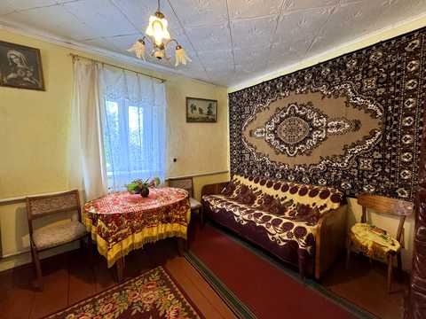 дом по адресу Центральна, 49