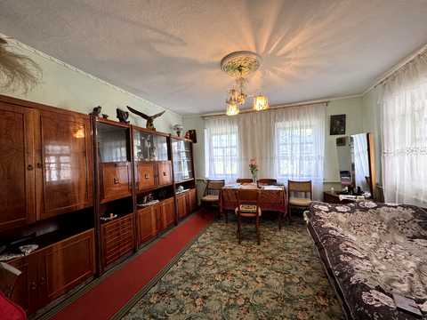 дом по адресу Центральна, 49