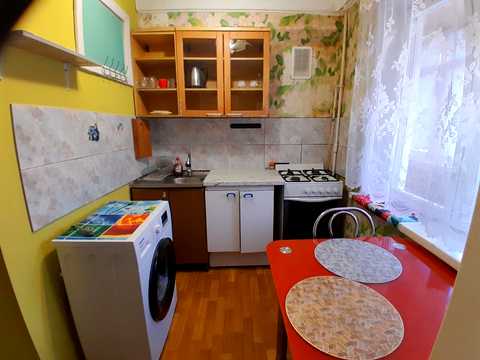 квартира за адресою Ореста Левицького вул. (Академіка Курчатова), 23