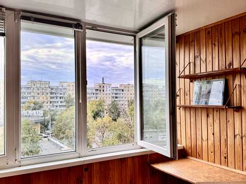 квартира за адресою Героїв просп., 11