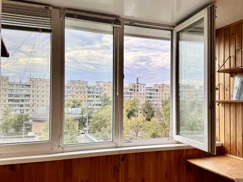 квартира за адресою Героїв просп., 11