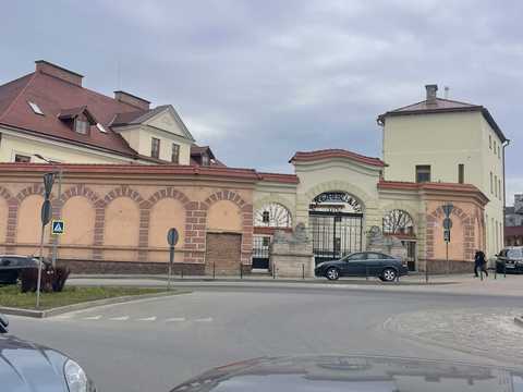 коммерческая по адресу Волынская ул., 1