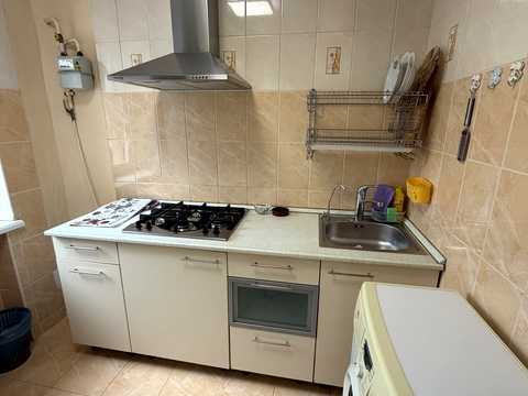 квартира за адресою Євгена Танцюри вул. (Генерала Петрова), 42