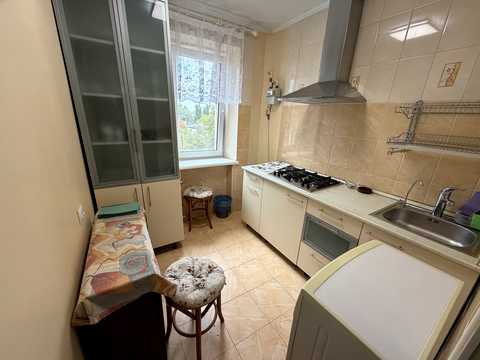 квартира за адресою Євгена Танцюри вул. (Генерала Петрова), 42