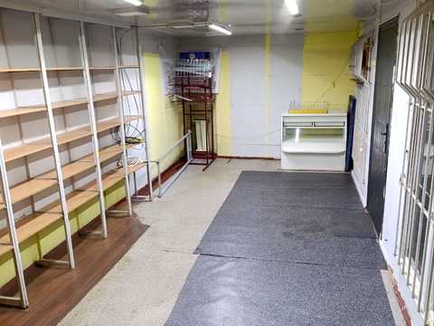 комерційна за адресою Князя Володимира просп., 1