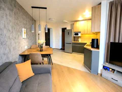 квартира за адресою Луговська вул., 248