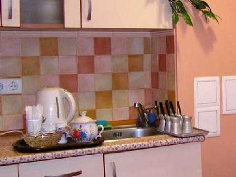 комерційна за адресою Хмельницька вул., 10