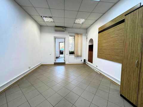 комерційна за адресою Ланжеронівська вул., 24а