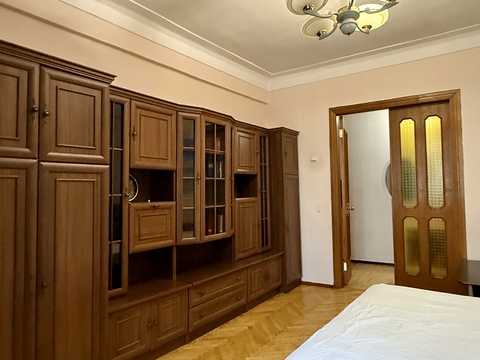 квартира за адресою Велика Васильківська вул. (Червоноармійська), 132