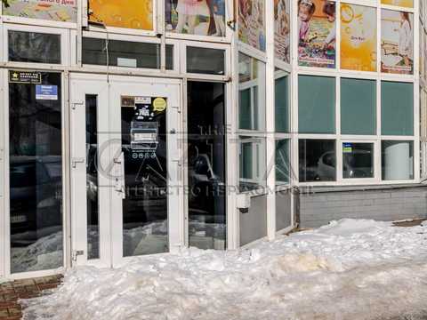 комерційна за адресою Гетьмана Кирила Розумовського вул. (Миколи Краснова), 17