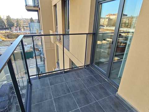 квартира за адресою Салютна вул., 2к18