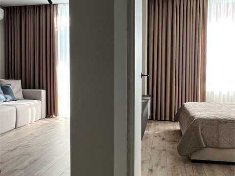 квартира за адресою Салютна вул., 2к18