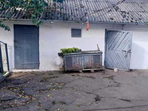 будинок за адресою Центральна, 32
