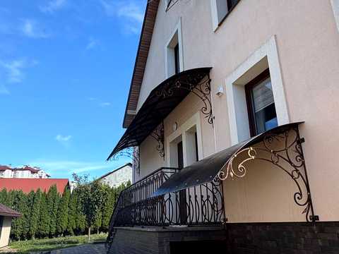 коммерческая по адресу Богдана Хмельницького ул., 5