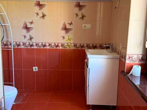 коммерческая по адресу Богдана Хмельницького ул., 5