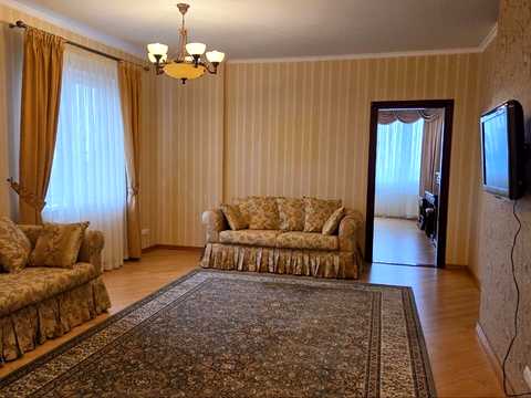 квартира за адресою Шевченка пл., 3