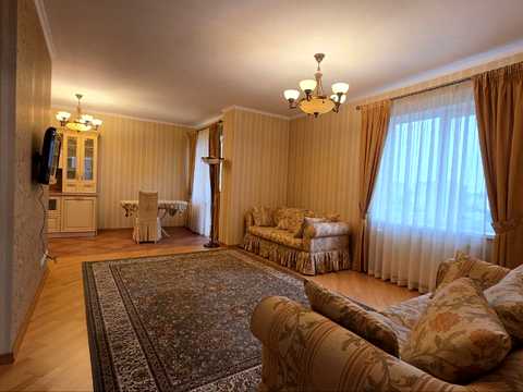 квартира за адресою Шевченка пл., 3