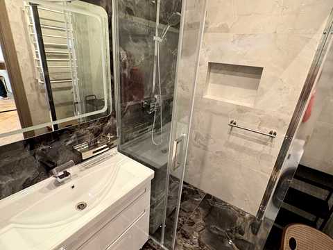 квартира за адресою Краснова вул., 1-Б