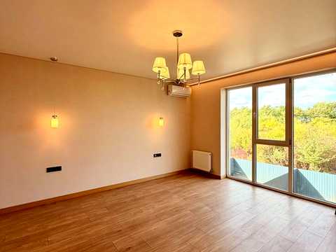будинок за адресою Закарпатська вул., 32