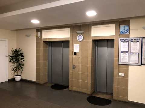 квартира за адресою Андрія Верхогляда вул. (Михайла Драгомирова), 4