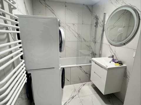 квартира по адресу Космичная ул., 3