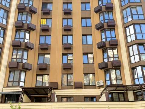 квартира по адресу Радісна ул., 4