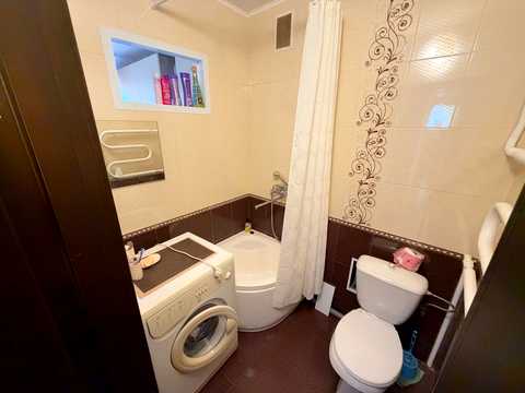 квартира за адресою Героїв "Азову" вул. (Пролетарська), 27в