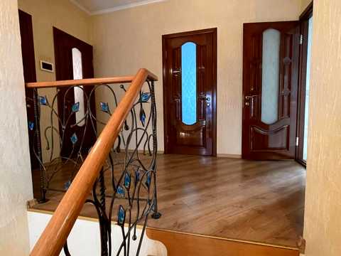 будинок за адресою 28-ма Лінія вул., 18