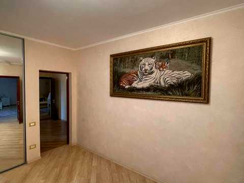 будинок за адресою 28-ма Лінія вул., 18