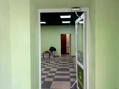 комерційна за адресою Романа Шухевича вул. (Курчатова), 1-В