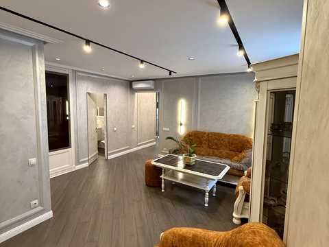 квартира за адресою Перлинна вул., 7