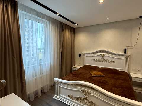 квартира за адресою Перлинна вул., 7