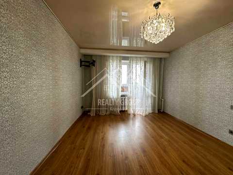 квартира по адресу вул. 4-й Зарічний мікрорайон ул., 32