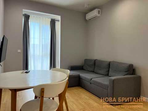 квартира за адресою Михайла Максимовича вул. (Онуфрія Трутенка), 28-Д