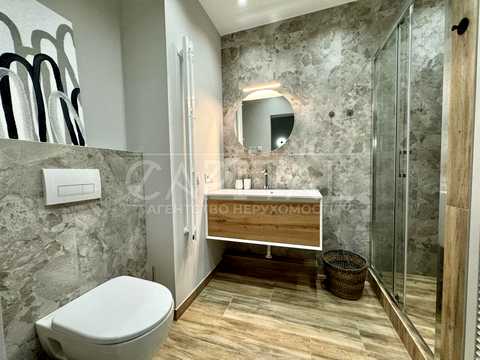 квартира за адресою Предславинська вул., 42