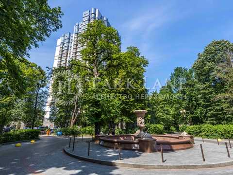 квартира за адресою Інститутська вул., 18-А