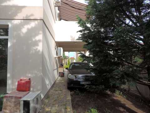 будинок за адресою смт. Таїрове, Курортна вулиця